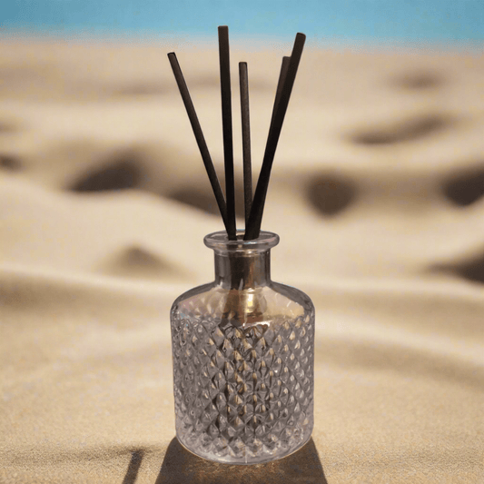 Bougie Hermit Reed Diffuser 
Price £15.00
100ml
Refillable Geo Dimond Cut Diffuser bottle